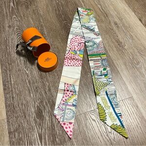 Hermes twilly with box